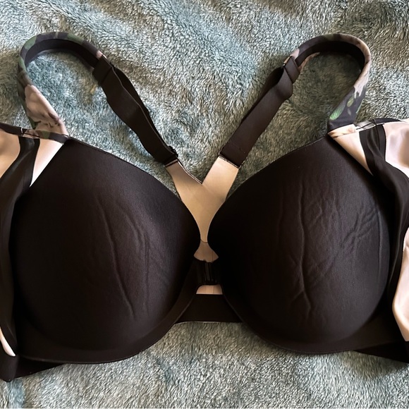 Like new Victoria’s Secret SPORT Incredible Knockout Ultra Max Size 38DD - Picture 3 of 7